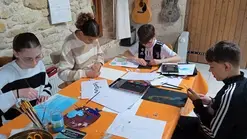 Atelier enfant - Création d'un bâton porte-bonheur par Valérie Cochereau