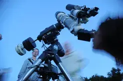 LES MYSTÈRES DE L'UNIVERS