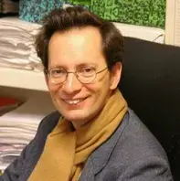 Nouveaux regards sur la galaxie d'Andromede