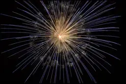 Fête nationale : feu d'artifice et retraite aux flambeaux, bal
