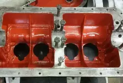 Parois intérieures du moteur