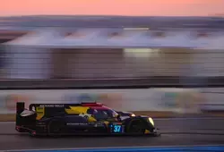 Crépuscule sur le circuit et début de nuit