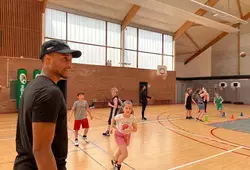 3 joueurs du MSB à la rencontre des jeunes basketteurs