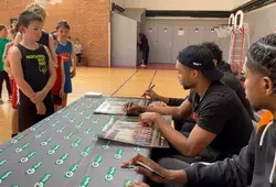 3 joueurs du MSB à la rencontre des jeunes basketteurs