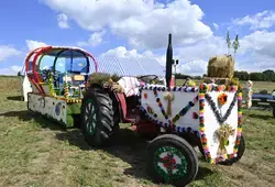 Comice Villaines-sous-Lucé 2022 - tracteur 