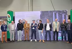 stand foire 100 ans de 24h en Sarthe