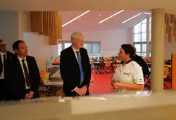 Inauguration du restaurant scolaire la fleche.