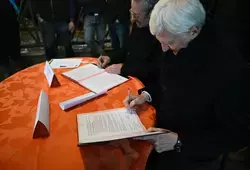 Signature de la convention 
