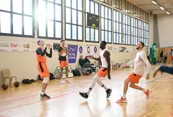 Entraînement du MSB à Mamers et séance de dédicaces