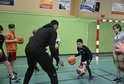 La séance d'entraînement auprès du club de Cérans-Yvré