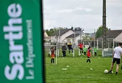 Les jeunes Sarthois à la rencontre de footballeurs professionnels !