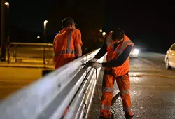 Montage du circuit des 24 heures par les agents des routes départementales