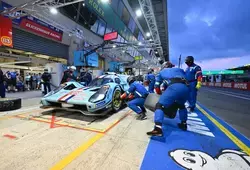 Pitlane aux 24 heures du Mans