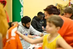 Des basketteurs professionnels au Kangourou Basket Club !