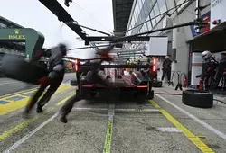 pitlane aux 24 heures