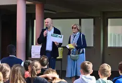  Distribution au Collège Saint Joseph au Mans