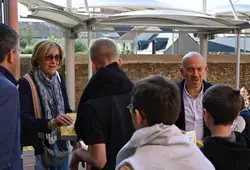  Distribution au Collège Saint Joseph au Mans