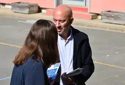  Distribution au Collège Saint Joseph au Mans