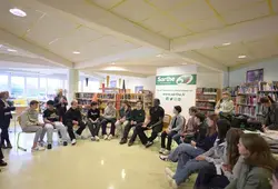 Un joueur du MSB rencontre des collégiens sarthois en classe !