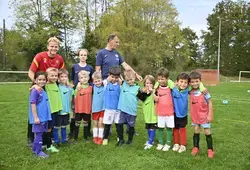 Savigné-l'Évêque accueille des footballeurs professionnels ! 
