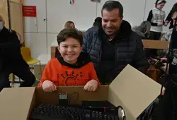 Le Département distribue du matériel reconditionné aux familles sarthoises