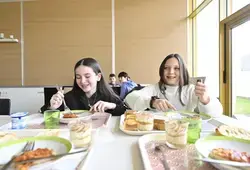 Inauguration du nouveau restaurant scolaire au Collège Léo Delibes