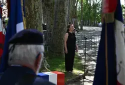 Une plaque pour se souvenir des déportés de la prison des Archives