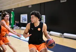 225 collégiens sarthois assistent à l'entraînement du MSB !