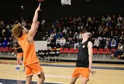 225 collégiens sarthois assistent à l'entraînement du MSB !