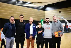 225 collégiens sarthois assistent à l'entraînement du MSB !