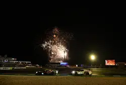 La nuit sur le circuit