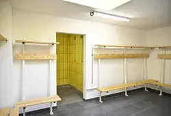 Le bâtiment vestiaires tribune de Parigné-l’Évêque restauré