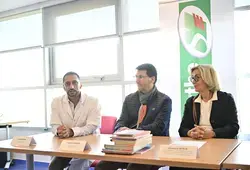 Le Département offre 1 200 ouvrages au Centre Hospitalier du Mans