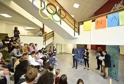  Distribution au collège Courtanvaux à Bessé-sur-Braye