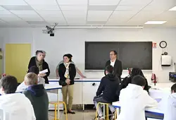 Chèques collèges et dictionnaires : le Département accompagne les collégiens 