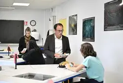 Chèques collèges et dictionnaires : le Département accompagne les collégiens 