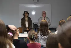 Chèques collèges et dictionnaires : le Département accompagne les collégiens 