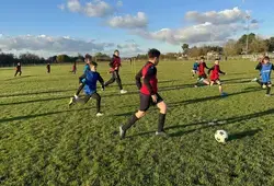 Des jeunes footballeurs de Champagné rencontrent des joueurs du Mans FC