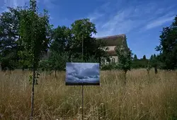 Un parcours photographique à ciel ouvert débute à l'Abbaye Royale de l'Épau