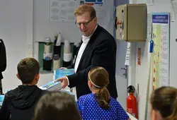 E-Pass Collèges et dictionnaires : le Département accompagne les collégiens