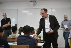 E-Pass Collèges et dictionnaires : le Département accompagne les collégiens
