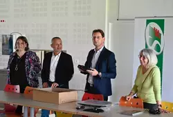 Distribution de matériel informatique