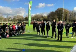 Des jeunes footballeurs de Champagné rencontrent des joueurs du Mans FC