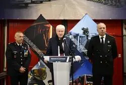 Dominique Le Mèner, Président du Conseil départemental et du SDIS 72, Sébastien Jallet, Préfet, et Christophe Frerson, Colonel Hors Classe et directeur départemental du SDIS 72