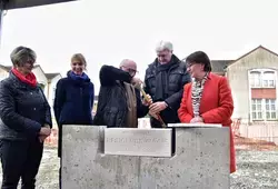 Pose de la première pierre de l’Ehpad de Montfort-le-Gesnois