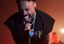 Skip The Use au Bebop