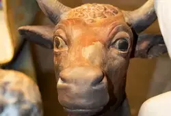 Une merveille de terre cuite sarthoise exposée à Fontevraud