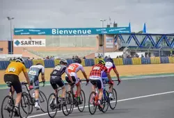 24 Heures vélo : succès populaire et victoire néerlandaise