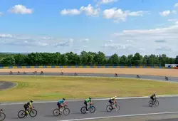 24 Heures vélo : succès populaire et victoire néerlandaise