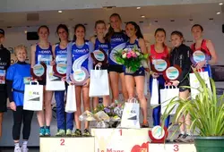 Cross Ouest-France -  Podium relais As femmes